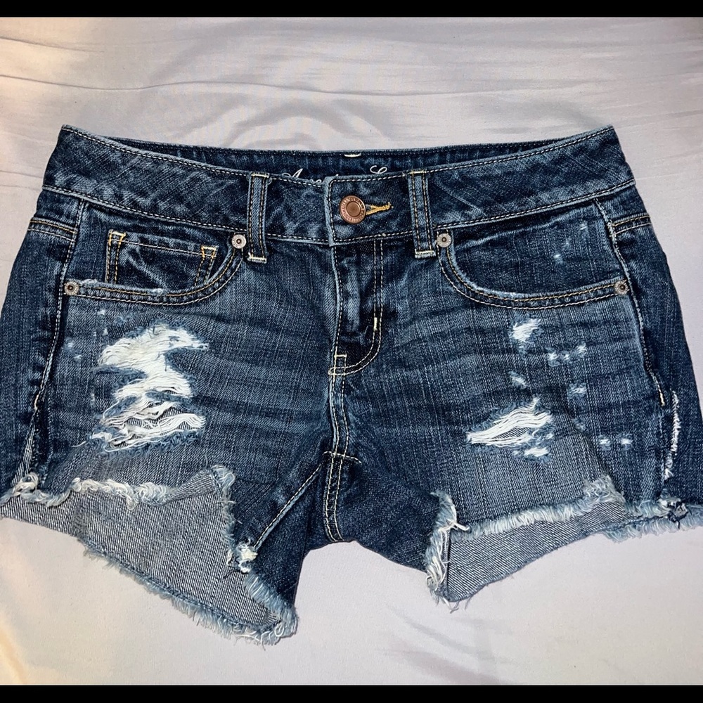 American Eagle Distressed Jean Denim Shorts Size 2